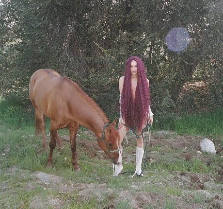 sadsamo modèle joli img