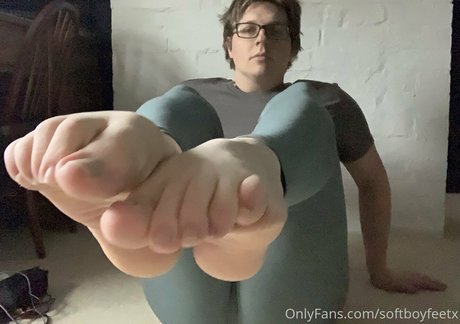 softboyfeetx actrice chaude galeries