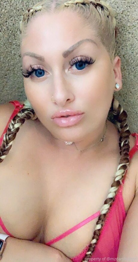 mzdanibadgirl Fotoaufnahmen