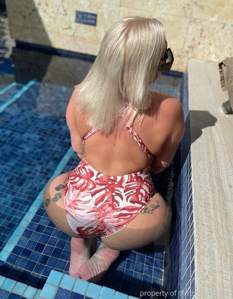 mzdanibadgirl sexe star du porno photos