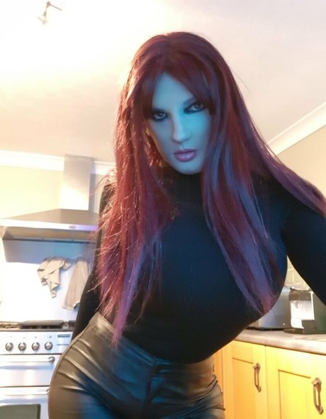 evelyndoll modèle hd image