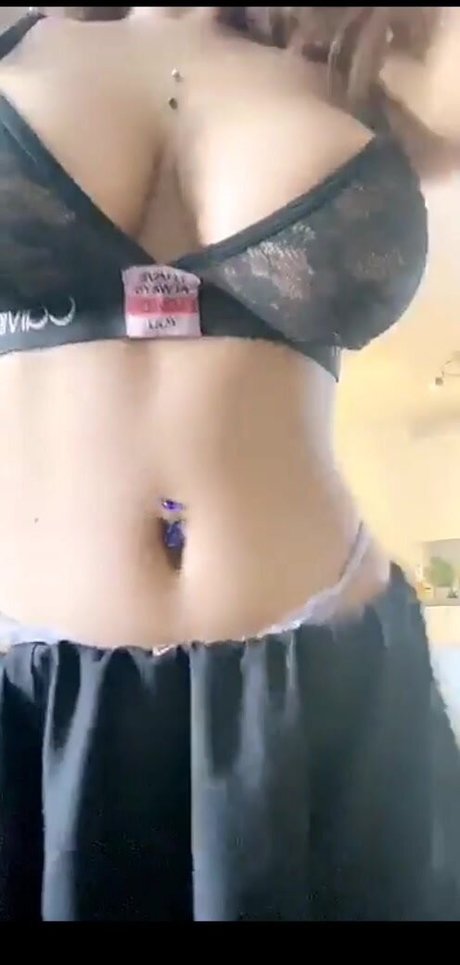 Pocula star du porno belle archive