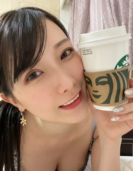 Hikaru Miyanishi modèle exclusif img