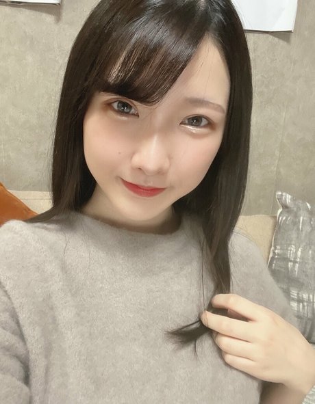 Hikaru Miyanishi modèle sexy photos