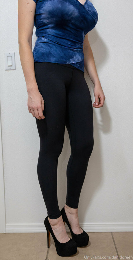 danidoreen modèle sympa img