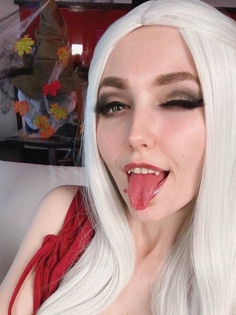 infirmière brune onlyfans chaud nu photo