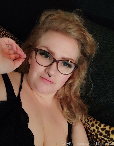 lesbiennes aux gros seins onlyfans xxx jolie galerie