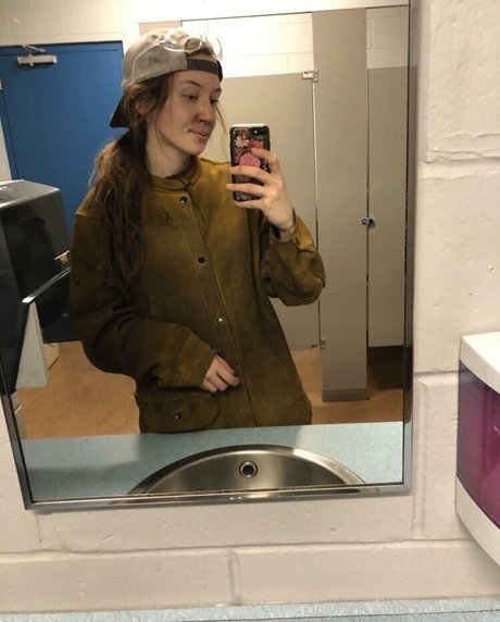 ai petite amie onlyfans exclusif gratuit des photos