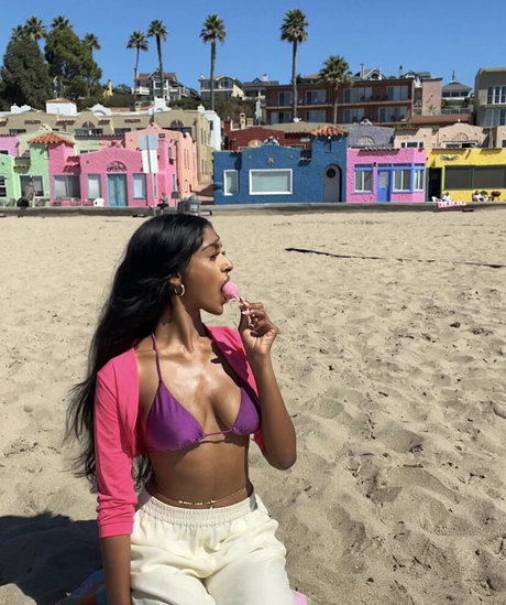 Kaaviya Sambasivam modèle sympa photo