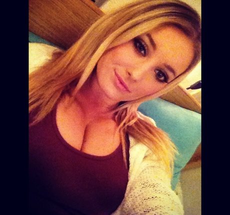 bébé mignon onlyfans chaud joli images