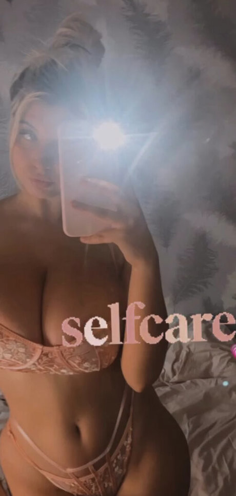 tatouages ​​blonds onlyfans chaud meilleur images