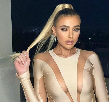 Monica Lee Sims actrice nue photo