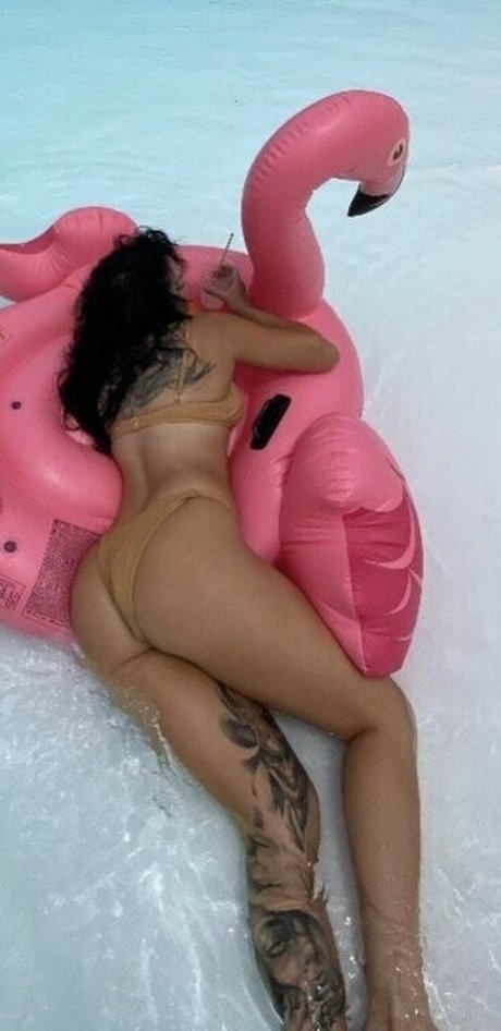 Youcancallmewenny étoile exclusive images