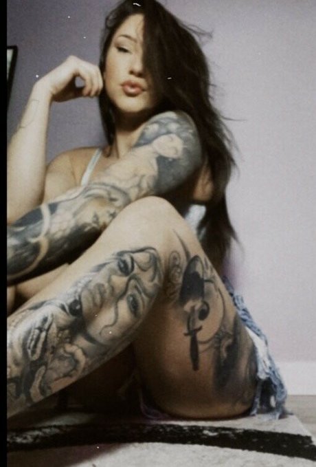 Youcancallmewenny star du porno chaude photo