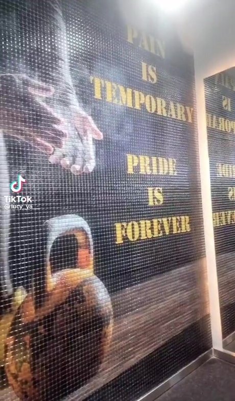 Lucy Ya star du porno chaud photo