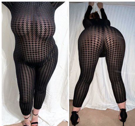 pantalons de yoga onlyfans assez nue photos