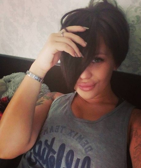 Marina Burnashova sexe de star du porno img