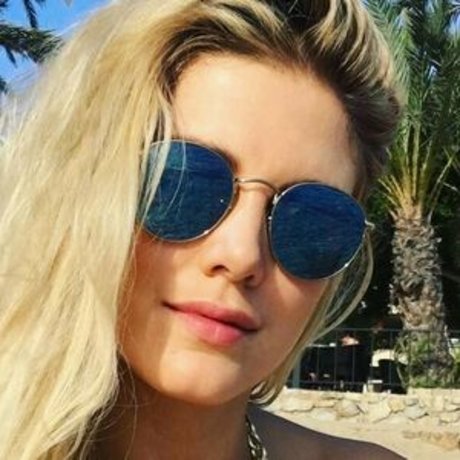 Ashley Louise James actrice de sexe collection