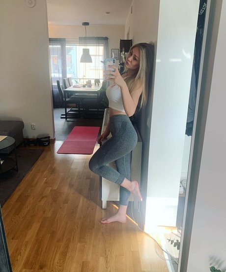 asiatique gratuit onlyfans érotique en haute qualité archive