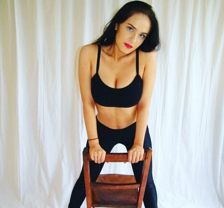 Laura Svensson modèle joli photo