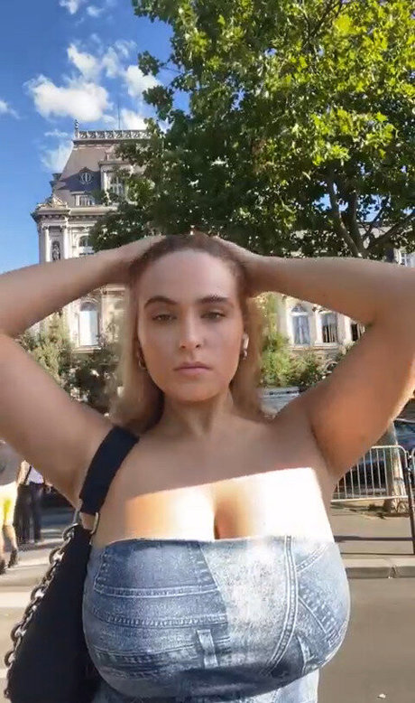 Laura Svensson star du porno chaude collection