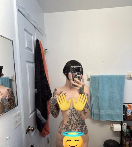 Mars girl nus de stars du porno img