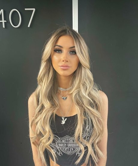 Sofie SanFilippo star du porno exclusive image