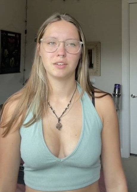 Peyton Coffee modèle gratuit galerie