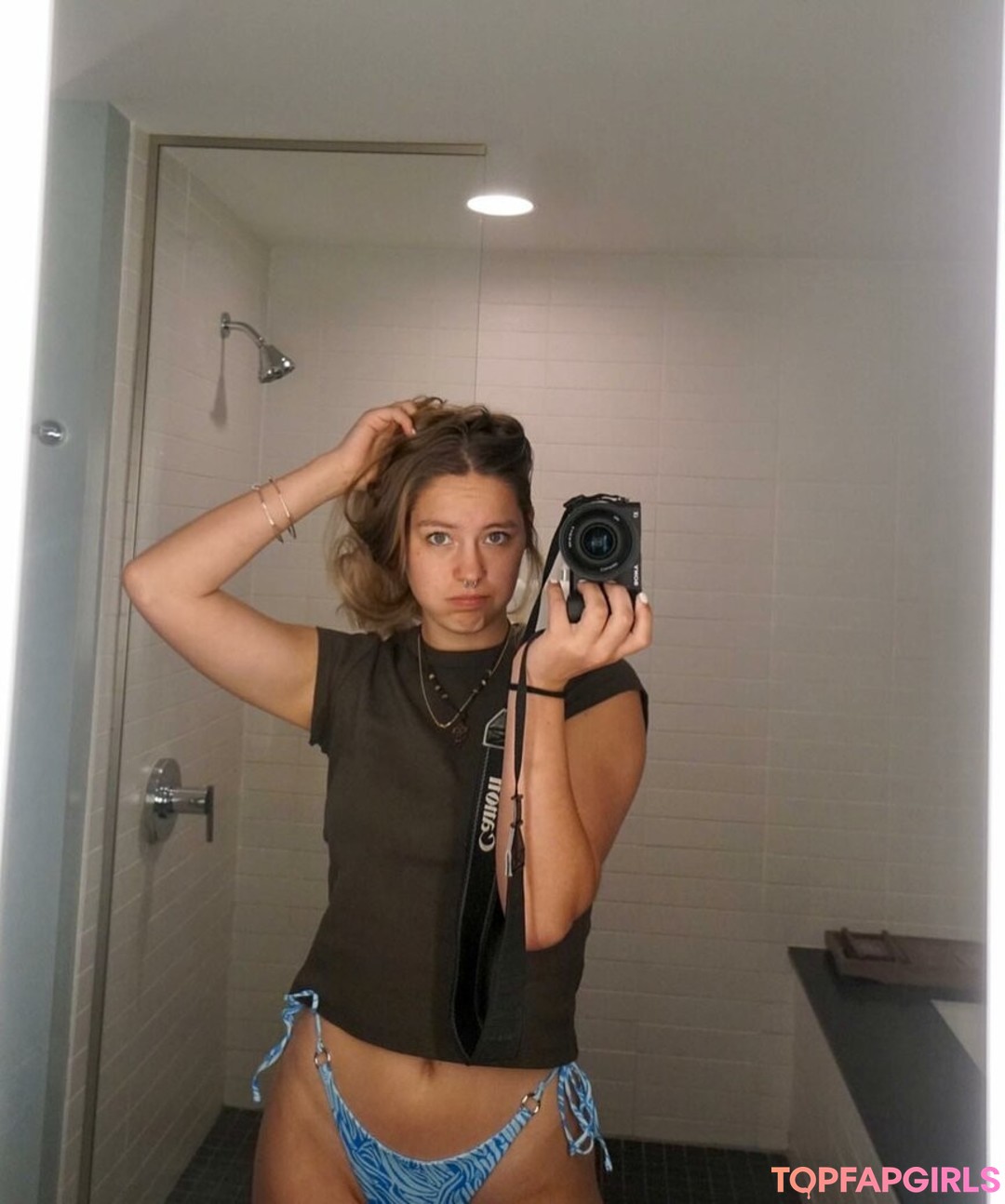 Peyton Coffee étoile sympa image