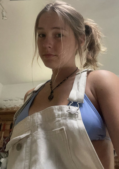 Peyton Coffee modèle des photos