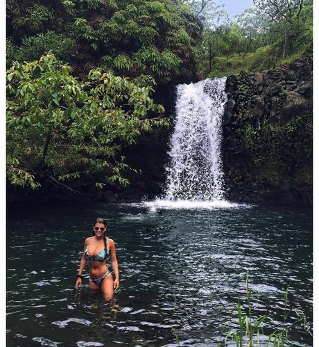 cul écarté onlyfans parfait img