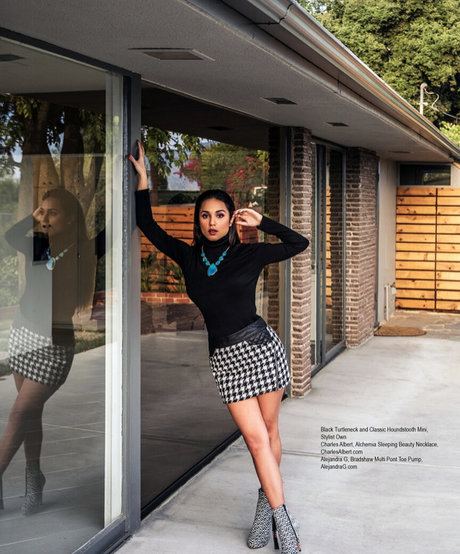 Summer Bishil star exclusive img