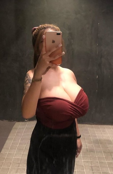 cosplay gros seins onlyfans nus img