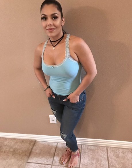 Nitu Sharma actrice galeries