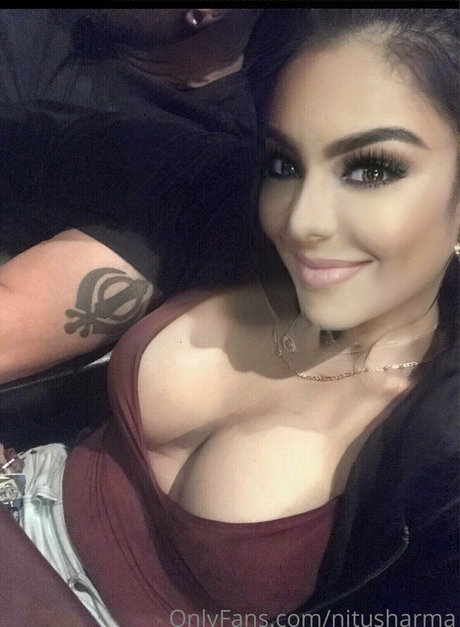 Nitu Sharma star du porno sympa photos