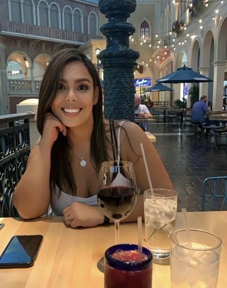 ébène cum onlyfans xxx nu galerie