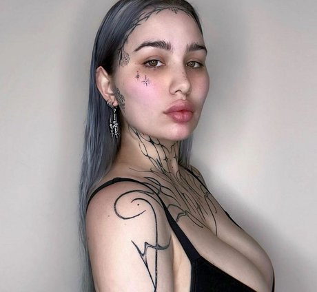 valyrian x x x modèle xxx galerie