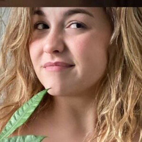 tenacioustaylinn actrice libre img