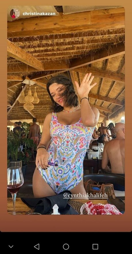 Cyn Thia Kha Lifeh actrice pornographique galerie