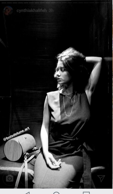 Cyn Thia Kha Lifeh top star galeries