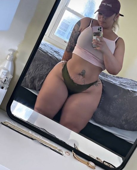 sadithabodi xxx étoile galerie