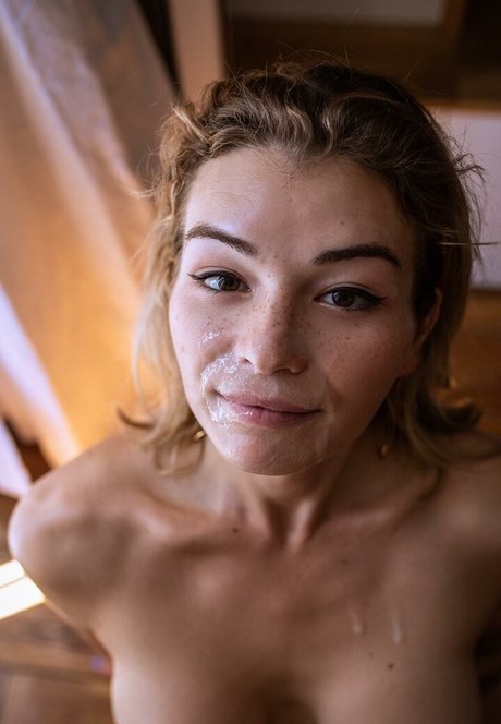 Emma littleTs star du porno en haute qualité img