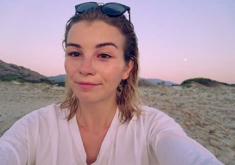 Emma littleTs modèle parfait img