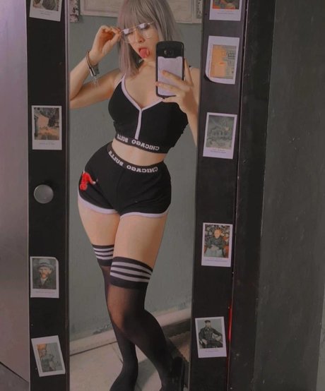 bang uniquementfans nus sexy archive