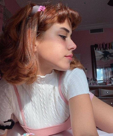 Littlebunnygirl étoile érotique image