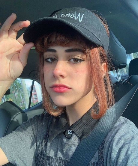 Littlebunnygirl actrice sexy photos