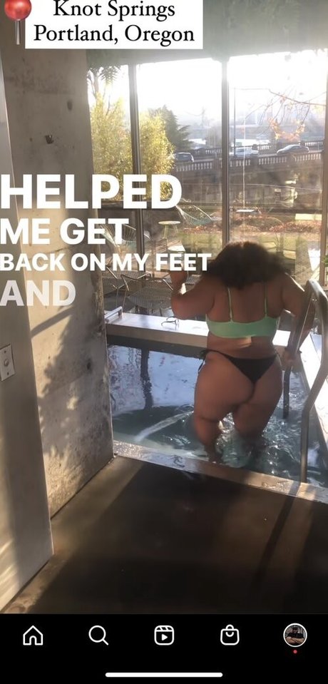 StrongWomen_ haut modèle collection