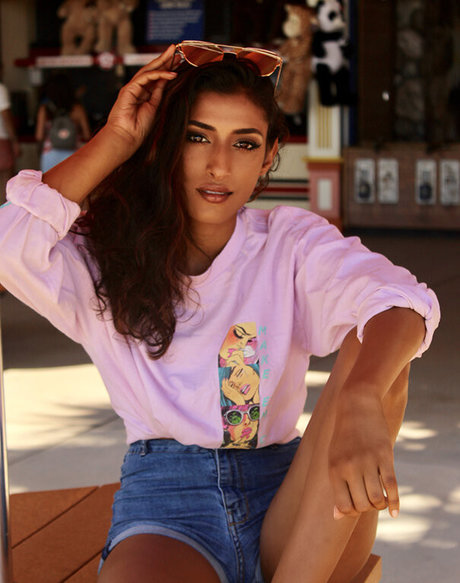 Devi Chai modèle parfait image