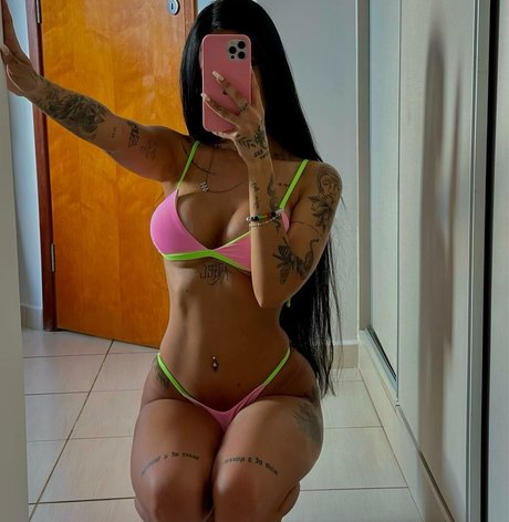 Mah Tavares star du porno gratuite des photos