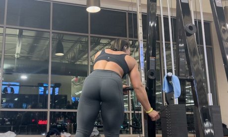 Tay Bae modèle xxx images